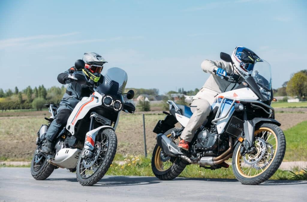Test: Ducati DesertX vs. Honda XL750 Transalp